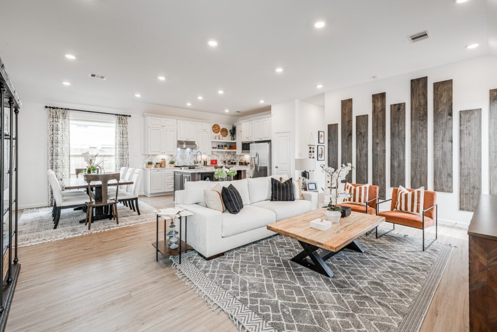 Everett family room open concept