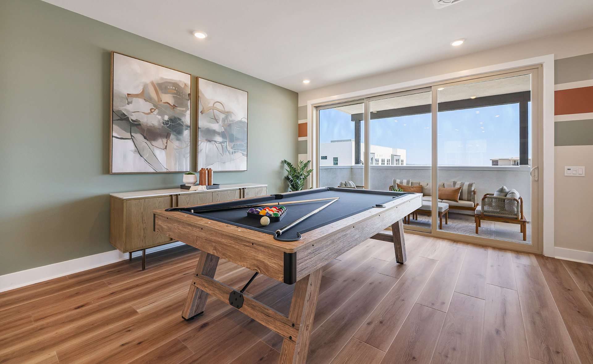 och_ridgeview_metroheights_pic_res2a_bonus_3of10_f3 Ridgeview Metro Heights Bonus room