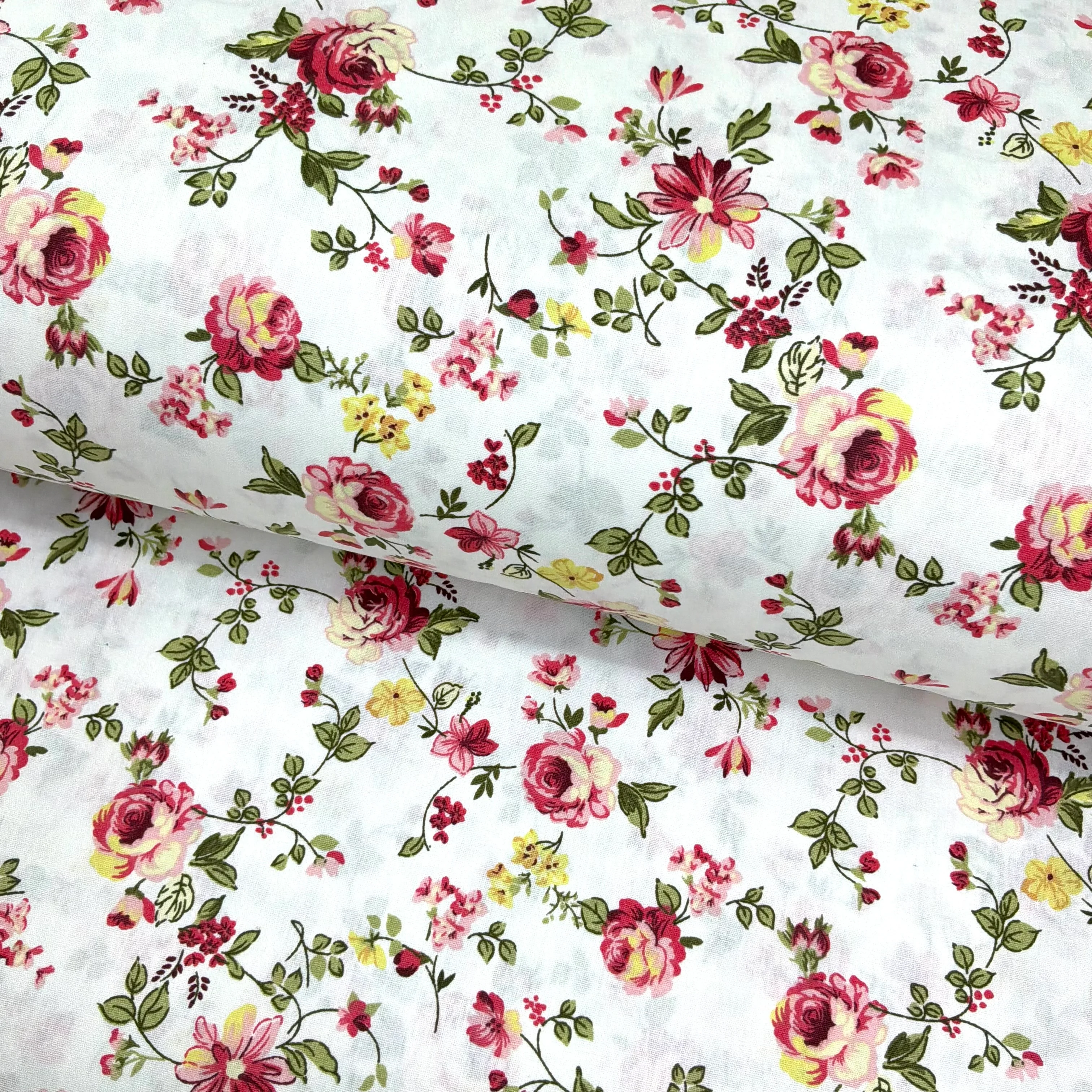 img-3372 Pembe Güllü Sarmaşık Poplin Kumaş