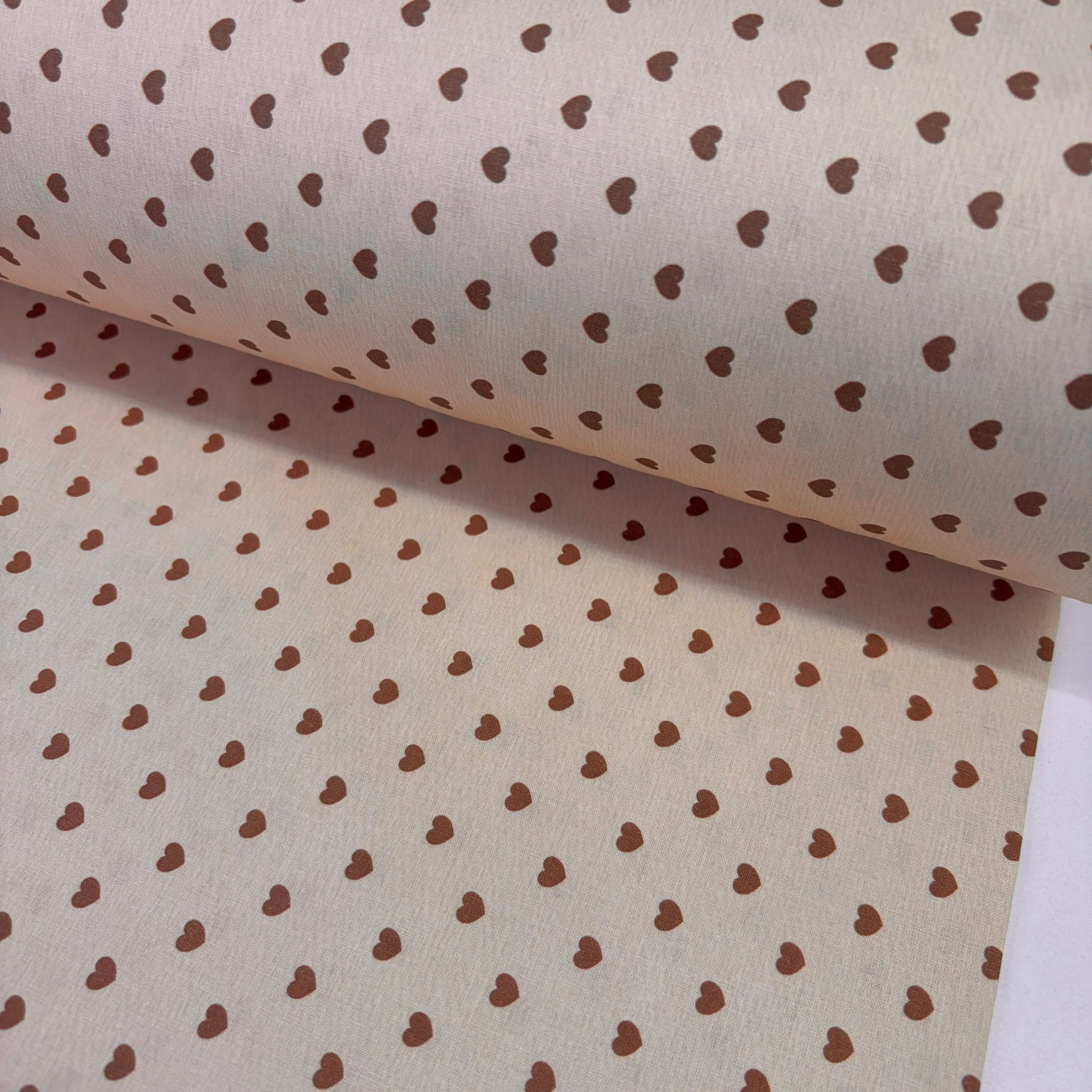 img-9486 Krem Kalpler Dijital Poplin Kumaş